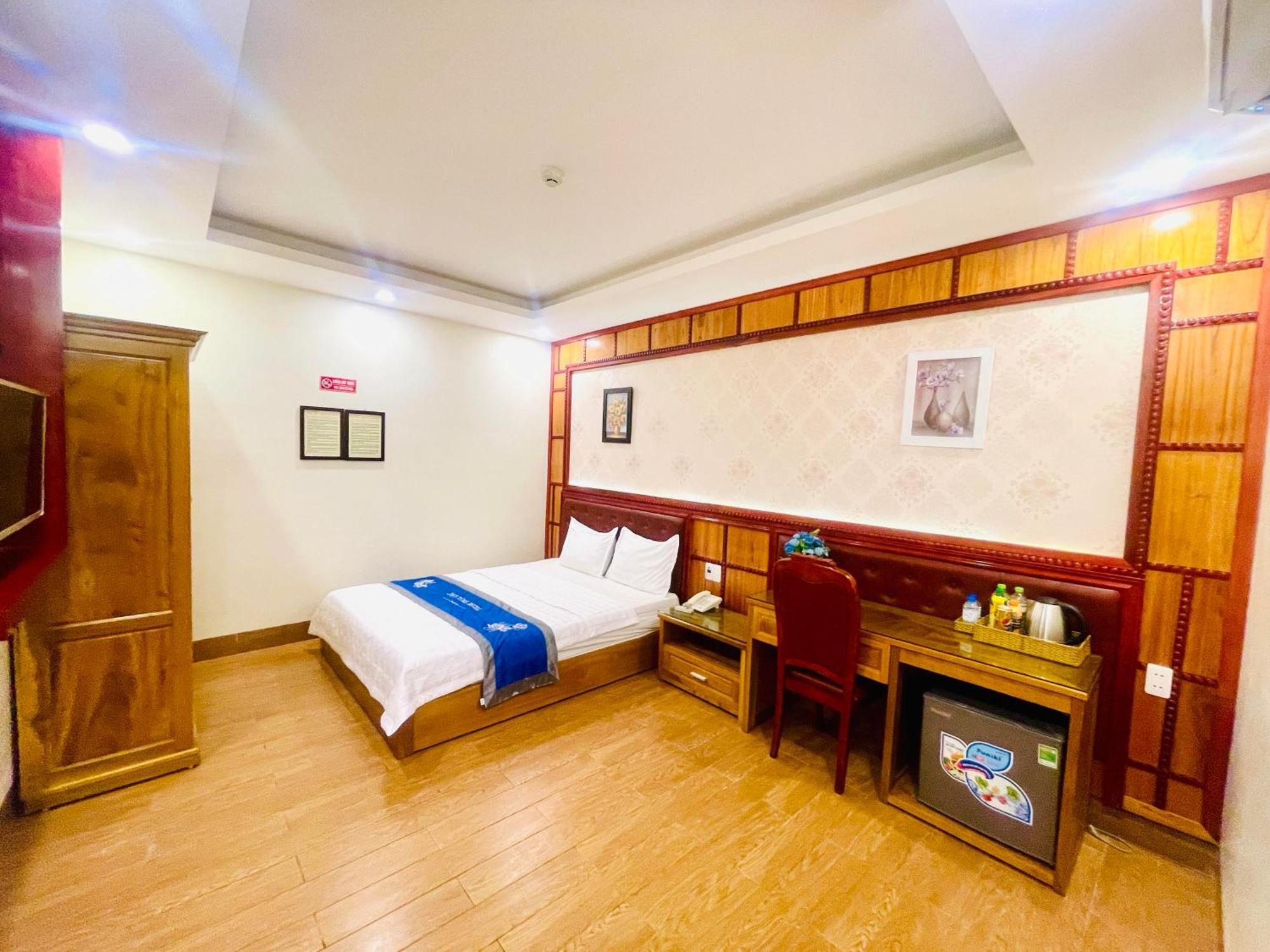 Duy Tung Hotel Da Nang Esterno foto